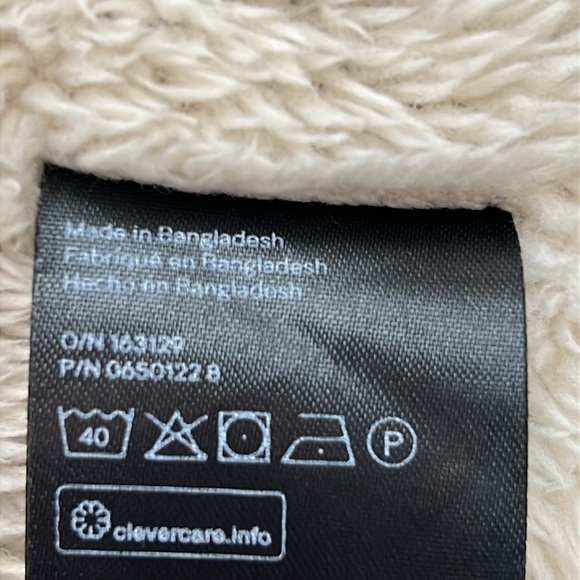 Divided by H & M Women’s Jacket / Coat Size 4 Navy Blue Faux Fur Lining - Picture 12 of 14